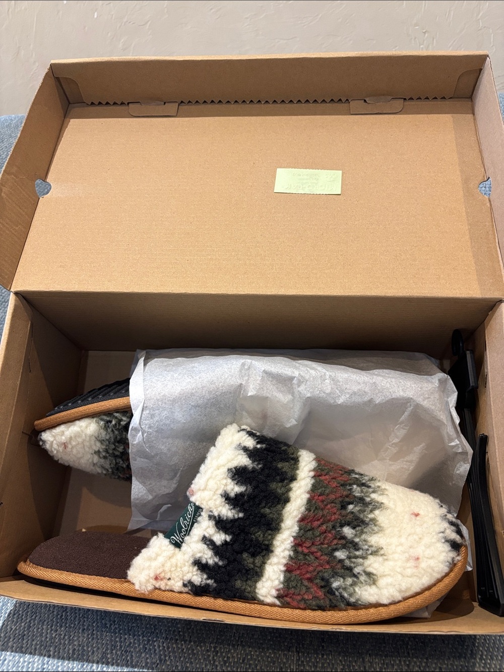NWT woolrich mountain ridge scuff slippers! 12